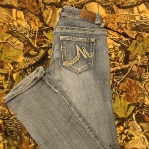 Boot cut jeans
